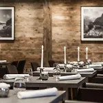 Superior Gourmethotel Yscla Отель 4*