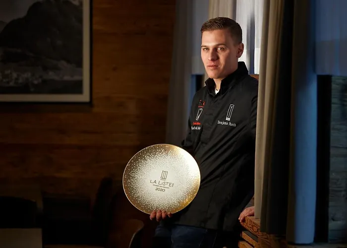 Superior Gourmethotel Yscla Szálloda 4*