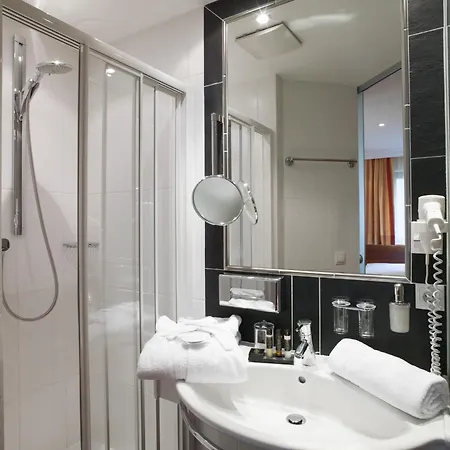 Superior Gourmethotel Yscla Hotel 4*