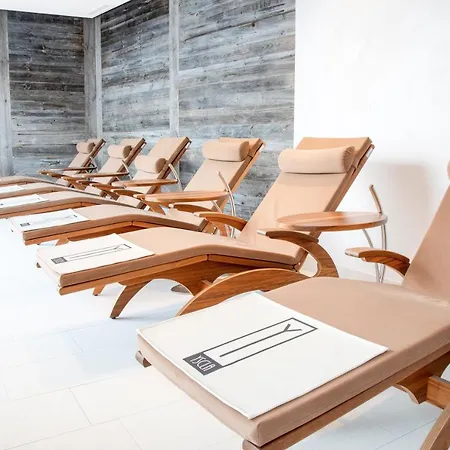 Hotel Superior Gourmethotel Yscla 4*