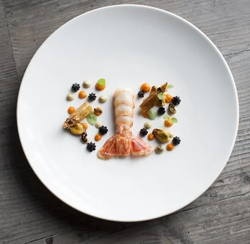 Superior Gourmethotel Yscla מלון