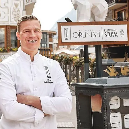 Superior Gourmethotel Yscla Otel 4*