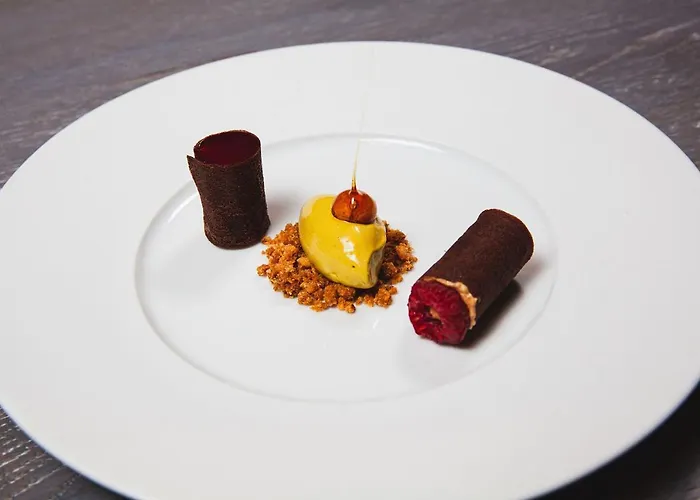 Hotel Superior Gourmethotel Yscla 4*